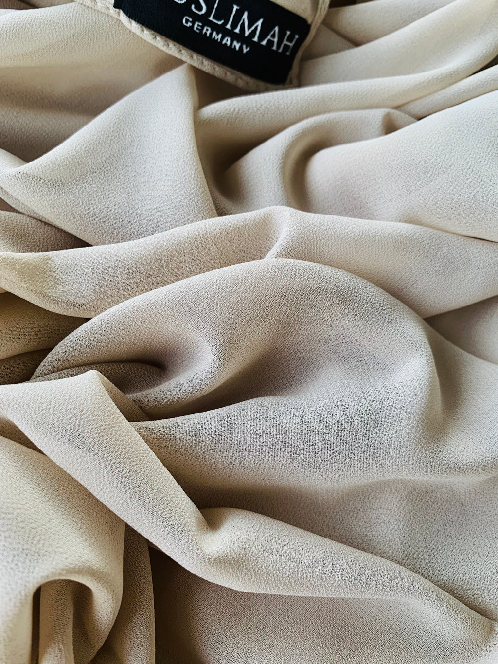 Stark White Premium Chiffon hijab