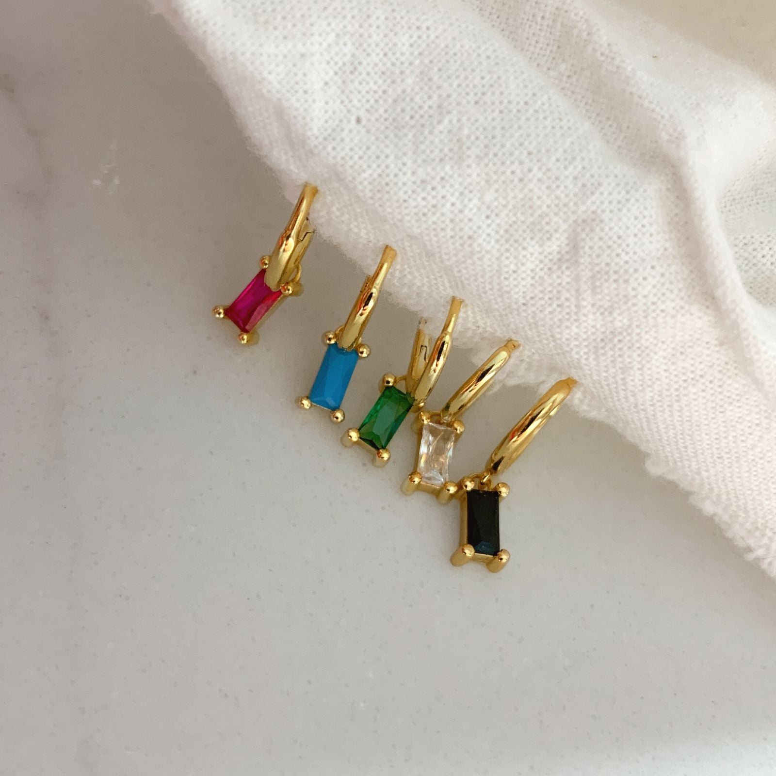 BURCU HOOPS 1,1CM - MULTIPLE COLORS